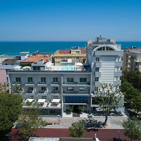 Hotel Gala Misano Adriatico Bagian luar foto
